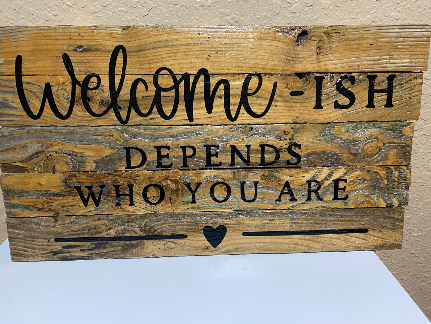 welcom-ish wall hanging